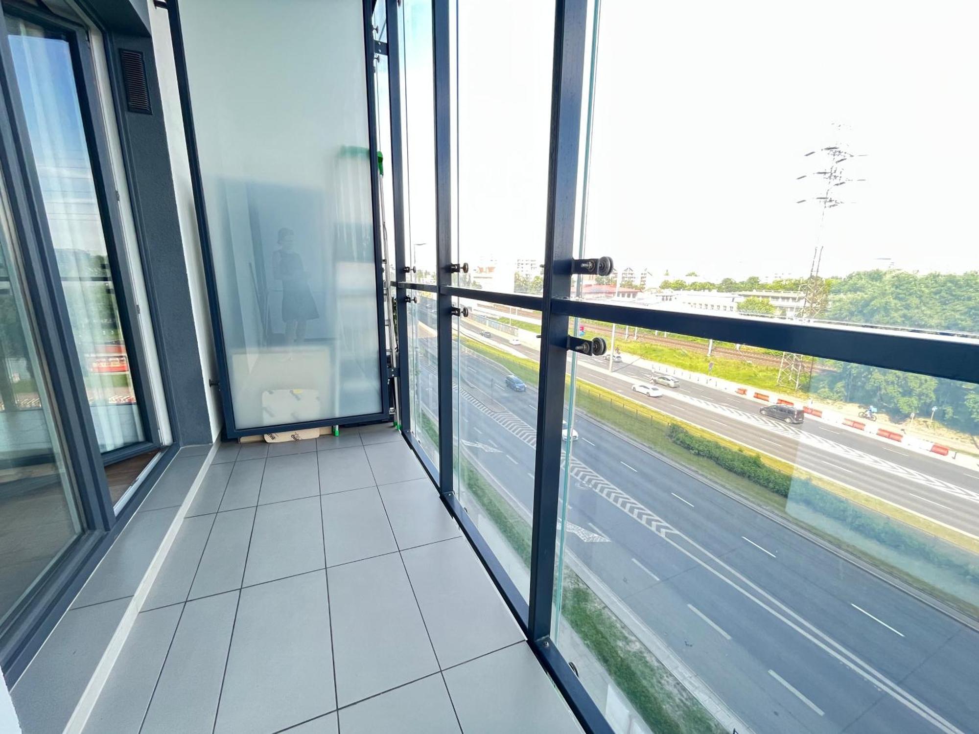 Prymasa Tysiaclecia 83A Free Garage By Perfect Apart Varşova Dış mekan fotoğraf