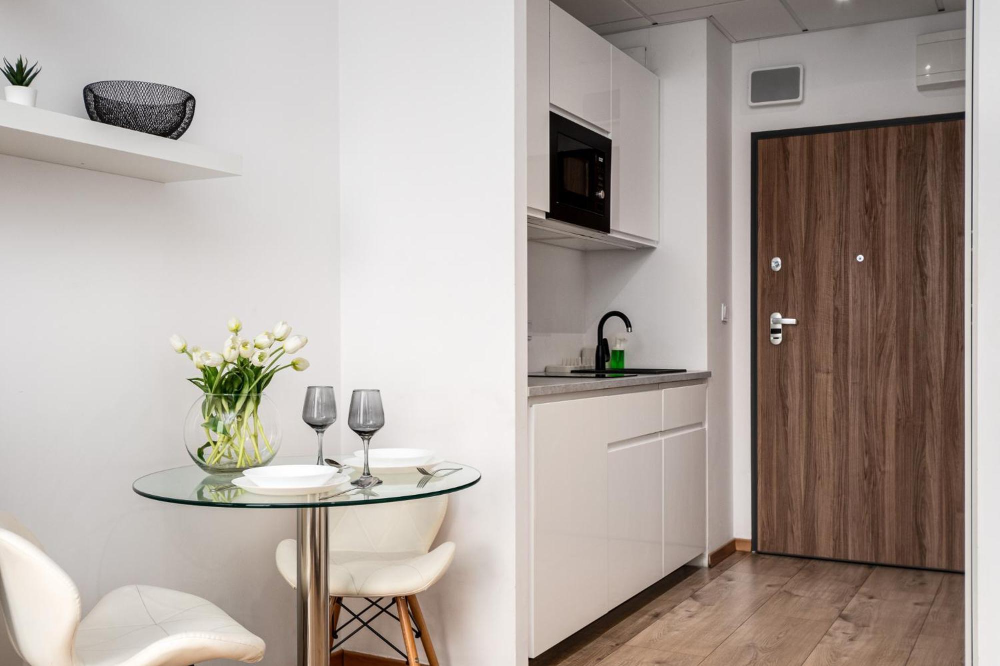 Prymasa Tysiaclecia 83A Free Garage By Perfect Apart Varşova Dış mekan fotoğraf